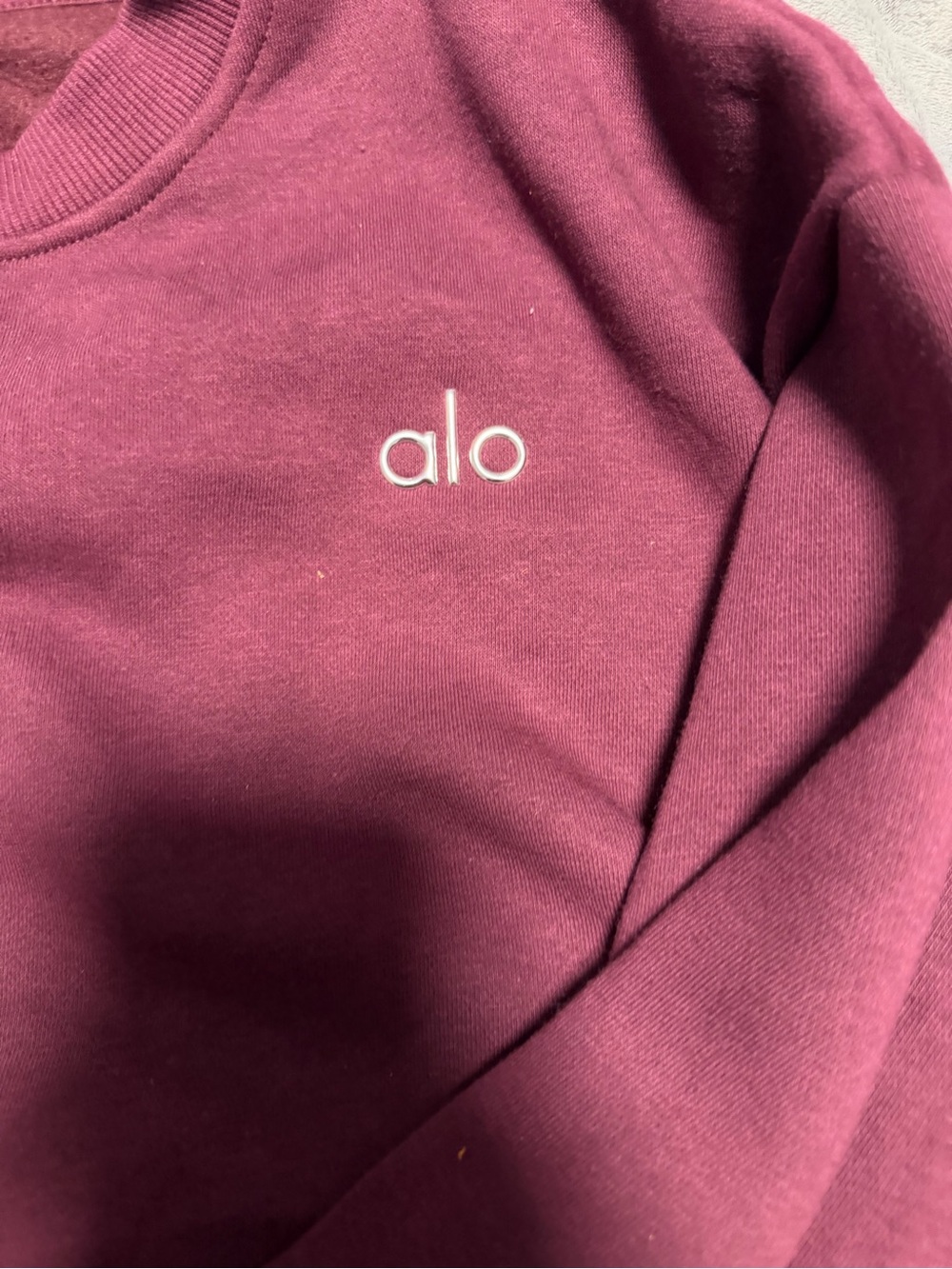 ALO Yoga womens Crewneck Sweatshirt - Picture 2 of 6